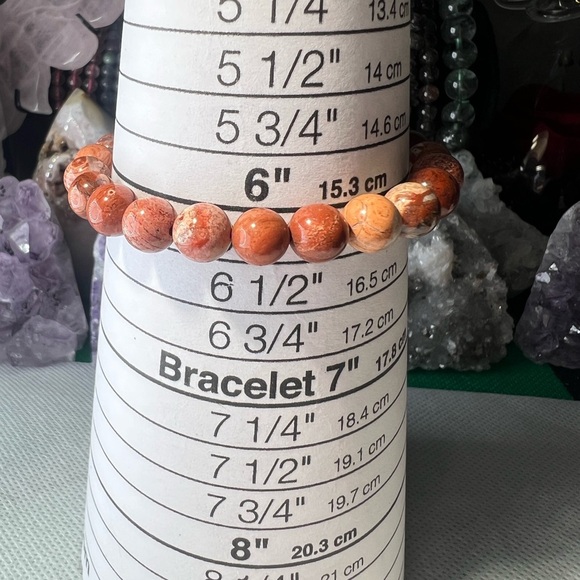 Elegant Red Stone Bracelet - Picture 7 of 10